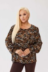 Klasyczna wiskozowa bluzka Savanna Brown z motywem zwierzęcego printu PLUS SIZE XXL OVERSIZE JESIEŃ. Brązowe bluzki Moda Size Plus Iwanek, plus size, bez wzorów, z materiału, eleganckie, bez kołnierzyka, plus size, bez ramiączek. Za 199.90 zł.