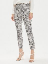 Joseph Ribkoff Spodnie materiałowe 241189 Beżowy Slim Fit. Brązowe spodnie materiałowe Joseph Ribkoff, bez wzorów, z materiału. Za 409.99 zł.