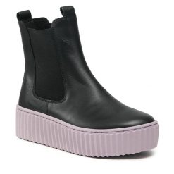 Botki Gabor. Czarne botki Gabor, bez wzorów, bez obcasa, na płaskiej podeszwie, bez zapięcia. Za 439.99 zł.