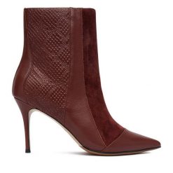 Botki Eva Minge. Czerwone botki Eva Minge, bez wzorów, bez obcasa, na szpilce, bez zapięcia. Za 599.99 zł.