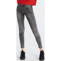 Jegginsy z wysokim stanem - Szary. Jeansy Sinsay. Za 49.99 zł.