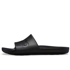 Kapcie Crocs Crocs Slide Dorosłych. Czarne obuwie domowe Crocs, bez wzorów, z materiału, bez zapięcia. Za 139.99 zł.