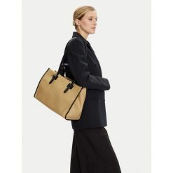 Torebka Weekend Max Mara. Brązowe torebki klasyczne Weekend Max Mara, bez wzorów, bez dodatków. Za 889.99 zł.
