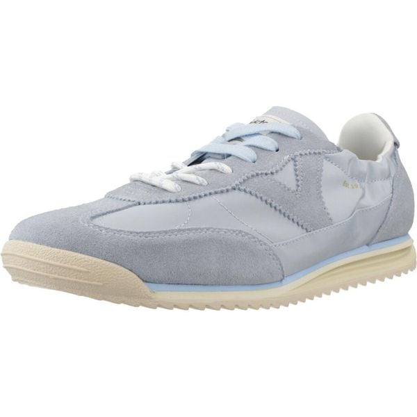 Buty VICTORIA SATURNO NYLON SERRAJE Niebieski. Niebieskie trekkingi VICTORIA, z materiału, trekkingowe. Za 339.99 zł.