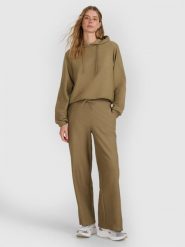 4F Spodnie dresowe z dzianiny strukturalnej damskie - oliwkowe/khaki L. Brązowe spodnie dresowe 4f, l, bez wzorów, z bawełny. Za 159.99 zł.
