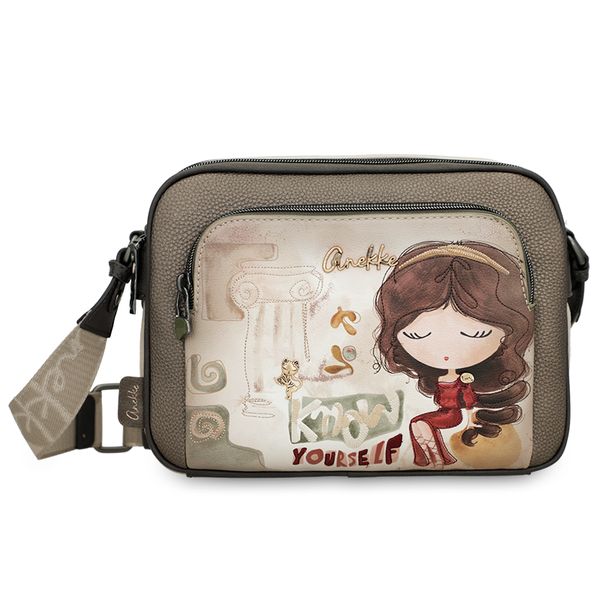 Brązowa Damska Listonoszka Anekke Z Laleczką. Brązowe torebki klasyczne Anekke, bez wzorów, bez dodatków. Za 359.00 zł.