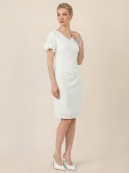 APART Suknia ślubna w kolorze kremowym rozmiar: 38. Brązowe sukienki Apart, na ślub cywilny, z aplikacjami, bez kołnierzyka, bez ramiączek, mini. Za 364.95 zł.