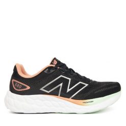 Buty do biegania New Balance. Czarne obuwie sportowe New Balance, bez zapięcia, do biegania. Za 529.99 zł.