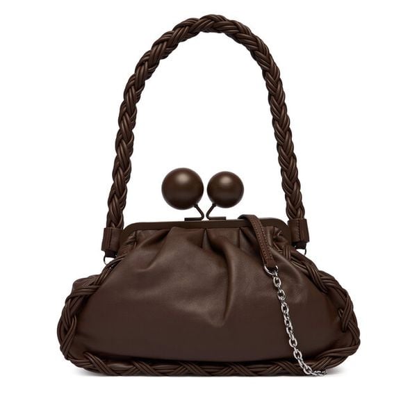 Torebka Weekend Max Mara. Brązowe listonoszki Weekend Max Mara, bez wzorów, bez dodatków. Za 1,809.00 zł.