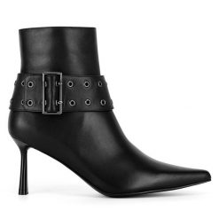 Botki Eva Minge. Czarne botki Eva Minge, bez wzorów, bez obcasa, na szpilce, bez zapięcia. Za 579.99 zł.