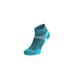 Skarpety do biegania damskie Bridgedale Ultra LtT2 Merino Sport Low. Niebieskie skarpety Bridgedale, bez wzorów. Za 74.99 zł.