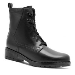 Trzewiki Lasocki. Czarne botki Lasocki, bez wzorów, bez obcasa, na płaskiej podeszwie, bez zapięcia. Za 249.99 zł.