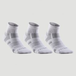 Skarpety sportowe tenis RS560 3 pary. Białe skarpety ARTENGO, bez wzorów, z bawełny. Za 49.99 zł.