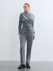 BGN Bluza w kolorze szarym rozmiar: 36. Szare bluzy BGN, bez wzorów, z kapturem. Za 106.38 zł.