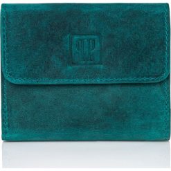 Portmonetka damska zielona PAOLO PERUZZI T-11-GR. Zielone portfele PAOLO PERUZZI, bez wzorów, z materiału. Za 69.99 zł.