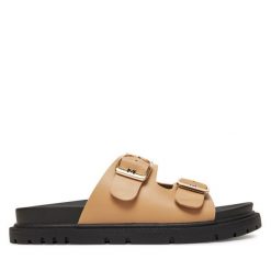 Klapki MEXX. Brązowe klapki Mexx, bez wzorów, bez obcasa. Za 249.99 zł.