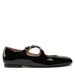 Baleriny Stuart Weitzman. Czarne baleriny Stuart Weitzman, bez wzorów, bez obcasa. Za 949.99 zł.
