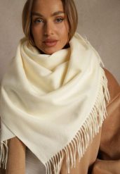 Jasnobeżowy Bawełniano-Wiskozowy Szalik w Kształcie Trójkąta z Frędzlami Vetisara. Brązowe szaliki Renee, bez wzorów, z bawełny. Za 39.99 zł.