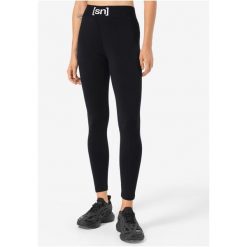 Legginsy damskie SUPER.NATURAL Fintess Shorts. Czarne legginsy super.natural, bez wzorów. Za 349.99 zł.