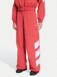 Adidas Spodnie dresowe Blocked Washed KD8791 Czerwony Loose Fit. Czerwone spodnie dresowe Adidas, l, bez wzorów, z dresówki. Za 204.99 zł.