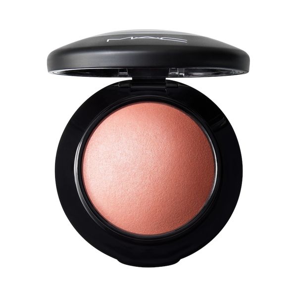 MAC Mineralize Blush Róż do policzków 3,2 g 55 - NEW ROMANCE. Róże MAC. Za 161.29 zł.