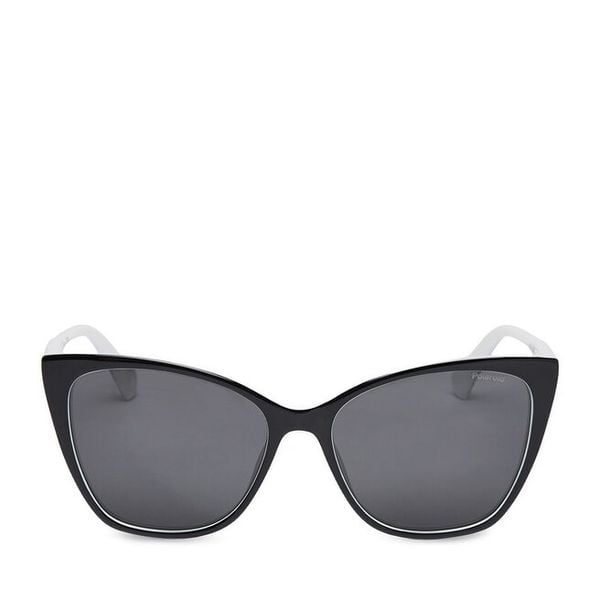 Okulary przeciwsłoneczne Polaroid. Czarne okulary przeciwsłoneczne Polaroid, bez wzorów. Za 159.99 zł.