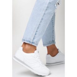 Białe Buty Sportowe Laodosa. Białe obuwie sportowe Born2be, ze skóry, przed kostkę, bez zapięcia. Za 79.99 zł.