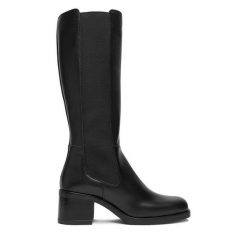 Kozaki Gino Rossi. Czarne kozaki Gino Rossi, bez obcasa, na słupku, bez zapięcia. Za 479.99 zł.