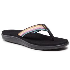 Japonki Teva. Czarne klapki Teva, bez wzorów, bez obcasa. Za 139.99 zł.