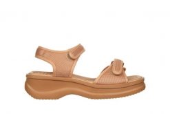 Sandały Azaleia Vera Therapy Pap Ad Brown 198036, Beżowy, Materiał - 39. Brązowe sandały Azaleia, bez wzorów, z materiału, bez obcasa, bez zapięcia. W wyprzedaży za 149.99 zł.