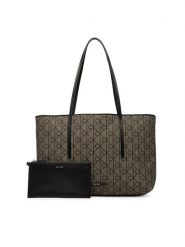 Calvin Klein Torebka Emblem Trio Pebble Shoulder Bag LV04F3750G Brązowy. Brązowe shopper Calvin Klein, bez wzorów, z materiału, bez dodatków. Za 649.99 zł.