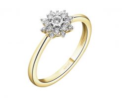 Pierścionek z żółtego i białego złota z brylantami - 0,15 ct - próba 585. Białe pierścionki Apart, z brylantem, złote. Za 2,890.00 zł.