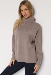 Ciemnobeżowy Golf w Klasycznym Stylu Linagela. Brązowe golfy Born2be, bez wzorów, z jeansu, bez ramiączek. Za 79.99 zł.