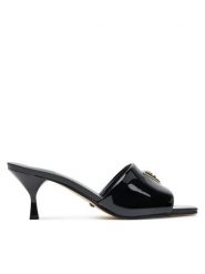 Guess Klapki FLJLUS PAF03 Czarny. Czarne klapki Guess, z aplikacjami, ze skóry, bez obcasa. Za 379.99 zł.