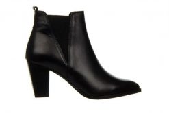 Botki Bayla-161 077 39498 Black 161548, Czarny, Skóra naturalna - 39. Czarne botki Bayla, na zimę, bez wzorów, z gumy, za kostkę, bez obcasa, na słupku, bez zapięcia. W wyprzedaży za 224.10 zł.