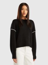 Benetton Sweter w kolorze czarnym rozmiar: M. Czarne swetry Benetton, m, bez wzorów, z wełny, bez ramiączek. Za 141.19 zł.