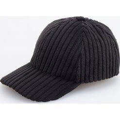 Czapka z daszkiem - Czarny. Czapki marki Reserved. Za 39.99 zł.