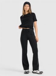 4F Legginsy z rozszerzanymi nogawkami damskie - czarne L. Czarne legginsy 4f, l, bez wzorów, z dzianiny. Za 129.99 zł.
