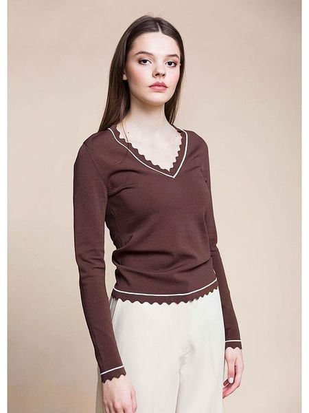 4funkyflavours Koszulka "Judge Not" w kolorze brązowym rozmiar: S. Brązowe bluzki 4funkyflavours, s, bez wzorów, prążkowane, bez kołnierzyka, bez ramiączek. Za 104.39 zł.