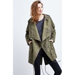 Parka z nadrukiem. Parki MOODO, l, bez kaptura. Za 79.99 zł.