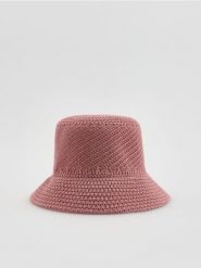 Pleciony kapelusz bucket - jasnofioletowy. Fioletowe kapelusze Reserved, bez wzorów. Za 69.99 zł.
