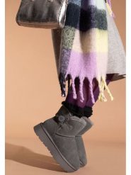 Gooce Skórzane botki zimowe "Crestone" w kolorze szarym rozmiar: 41. Szare botki Gooce, na zimę, bez wzorów, ze skóry, bez obcasa, na platformie, bez zapięcia. Za 217.99 zł.