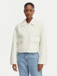 Guess Kurtka przejściowa W6GL38 W2342 Biały Regular Fit. Białe kurtki Guess, xs, z aplikacjami, z syntetyku, bez kaptura. Za 864.99 zł.