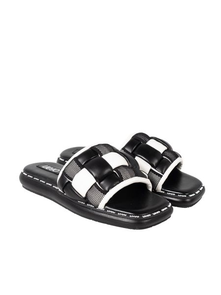 Liu Jo Sandały "Amelia 03" | SA2055 EX014 | Kobieta | Czarny, Biały. Białe sandały Liu Jo, bez wzorów, ze skóry ekologicznej, eleganckie, bez obcasa, bez zapięcia. W wyprzedaży za 359.00 zł.