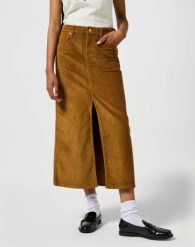 WRANGLER DAMSKIE SPÓDNICE SZTRUKSOWA WRANGLER CORDUROY MAXI COGNAC 112356436. Brązowe spódnice Wrangler, l, bez wzorów, ze sztruksu, maxi. Za 159.99 zł.