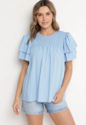 Jasnoniebieska Bluzka z Wiskozą o Trapezowym kroju z Falbankami i Elastyczną Wstawką Dorlimi. Niebieskie bluzki Born2be, bez wzorów, z jeansu, eleganckie, bez kołnierzyka, bez ramiączek. W wyprzedaży za 67.99 zł.