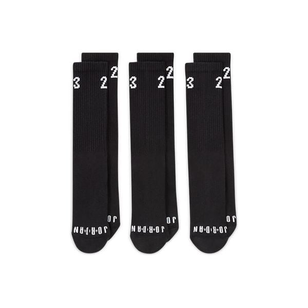 Skarpety nike air jordan essentials crew 3pr black. Czarne skarpety Nike, bez wzorów. Za 79.00 zł.