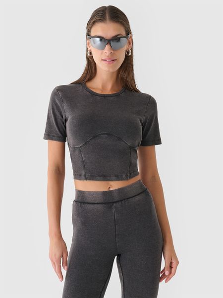 4F Crop top slim gładki damski - czarny M. Czarne topy 4f, m, bez wzorów, z bawełny, bez kołnierzyka, bez ramiączek. W wyprzedaży za 39.99 zł.