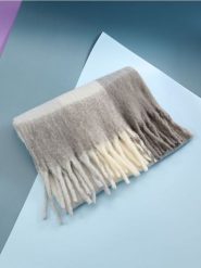 Szalik - szary. Szare szaliki Sinsay, bez wzorów. Za 39.99 zł.
