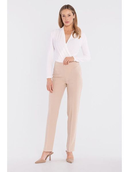 Stylove Spodnie w kolorze beżowym rozmiar: M. Brązowe spodnie materiałowe Stylove, na co dzień, m, bez wzorów, z materiału. Za 234.95 zł.
